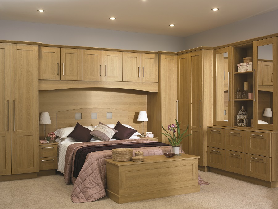 tuscany-lissa-oak-bedroom-hr.jpg